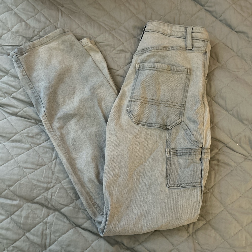 Women’s Light Wash Jeans
